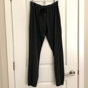 Aritzia | Community Thin Loungewear Joggers/Sweats